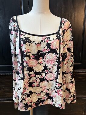 Nine West Floral 100% SILK Black, Cream, and Pink Square-Neck Long Sleeve Top